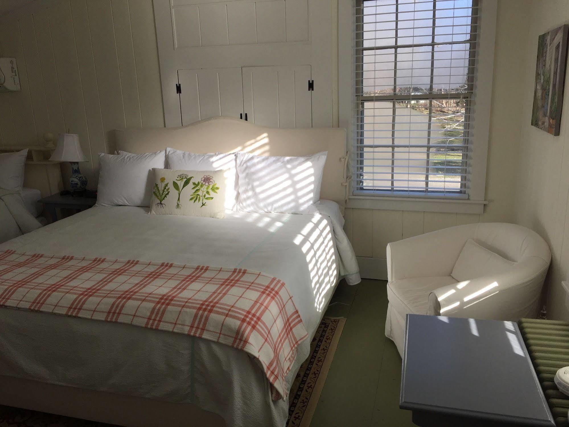 Yarmouth Port Village Inn المظهر الخارجي الصورة