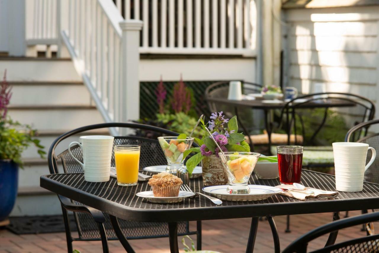 Yarmouth Port Village Inn المظهر الخارجي الصورة